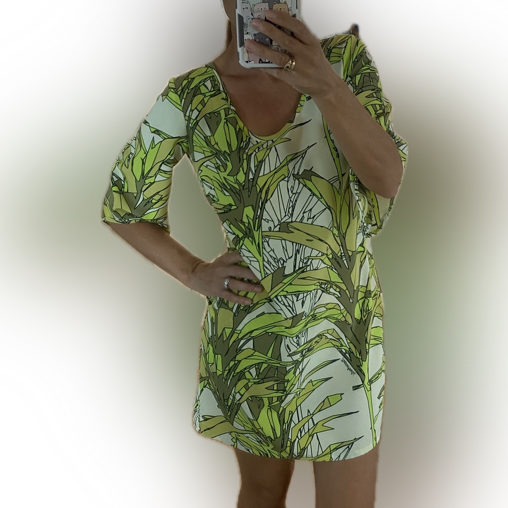 Manuhealii Hawaiian Dress